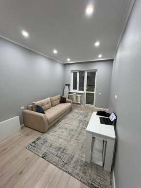 Excellent 2-room apartment near the city embankment